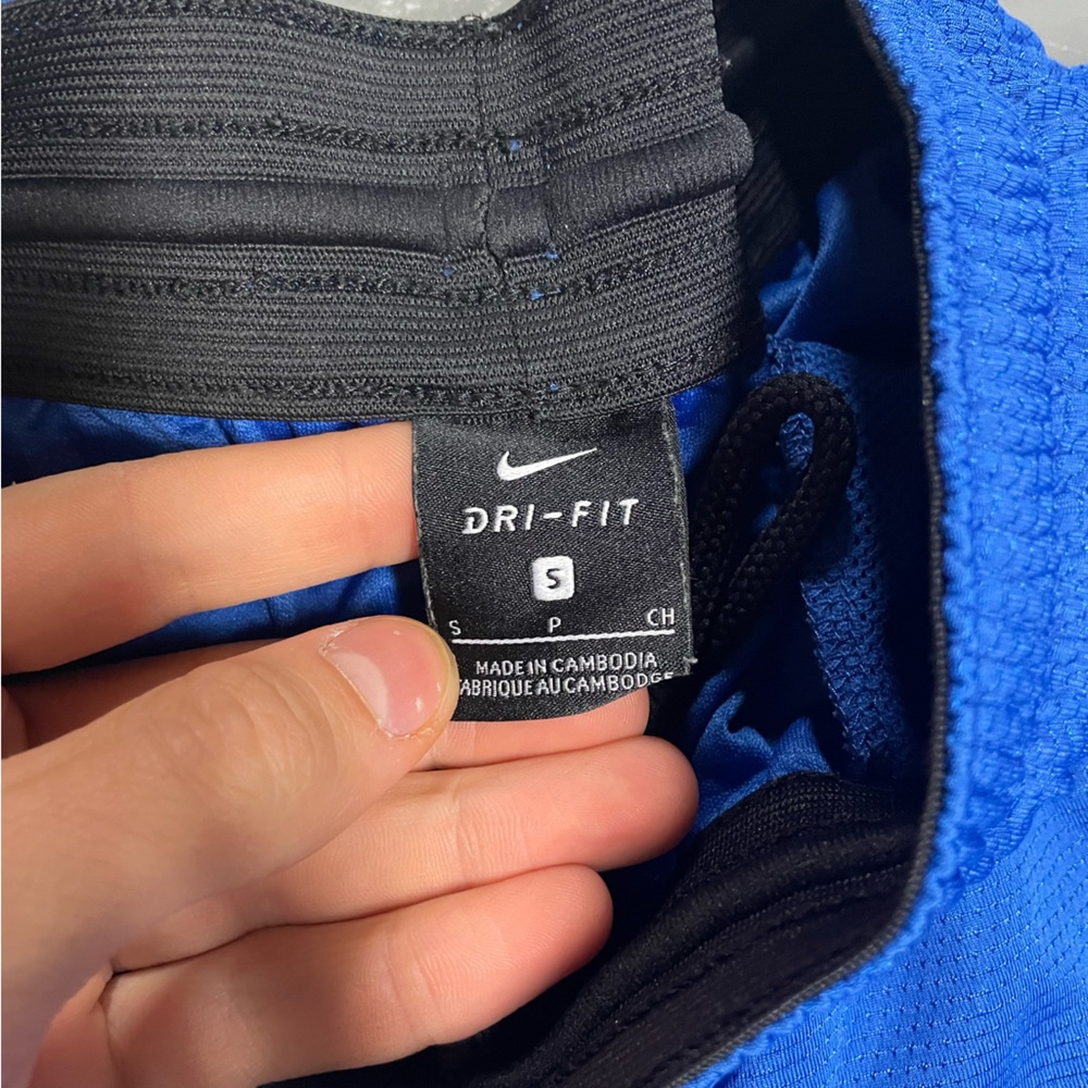 Men’s Dri-Fit Nike Athletic Wear Shorts - Picture 3 of 3